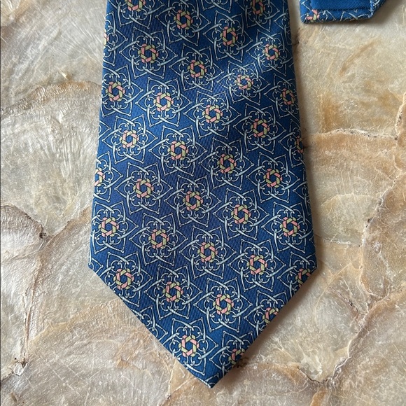 Hermes floral tie - Picture 3 of 3
